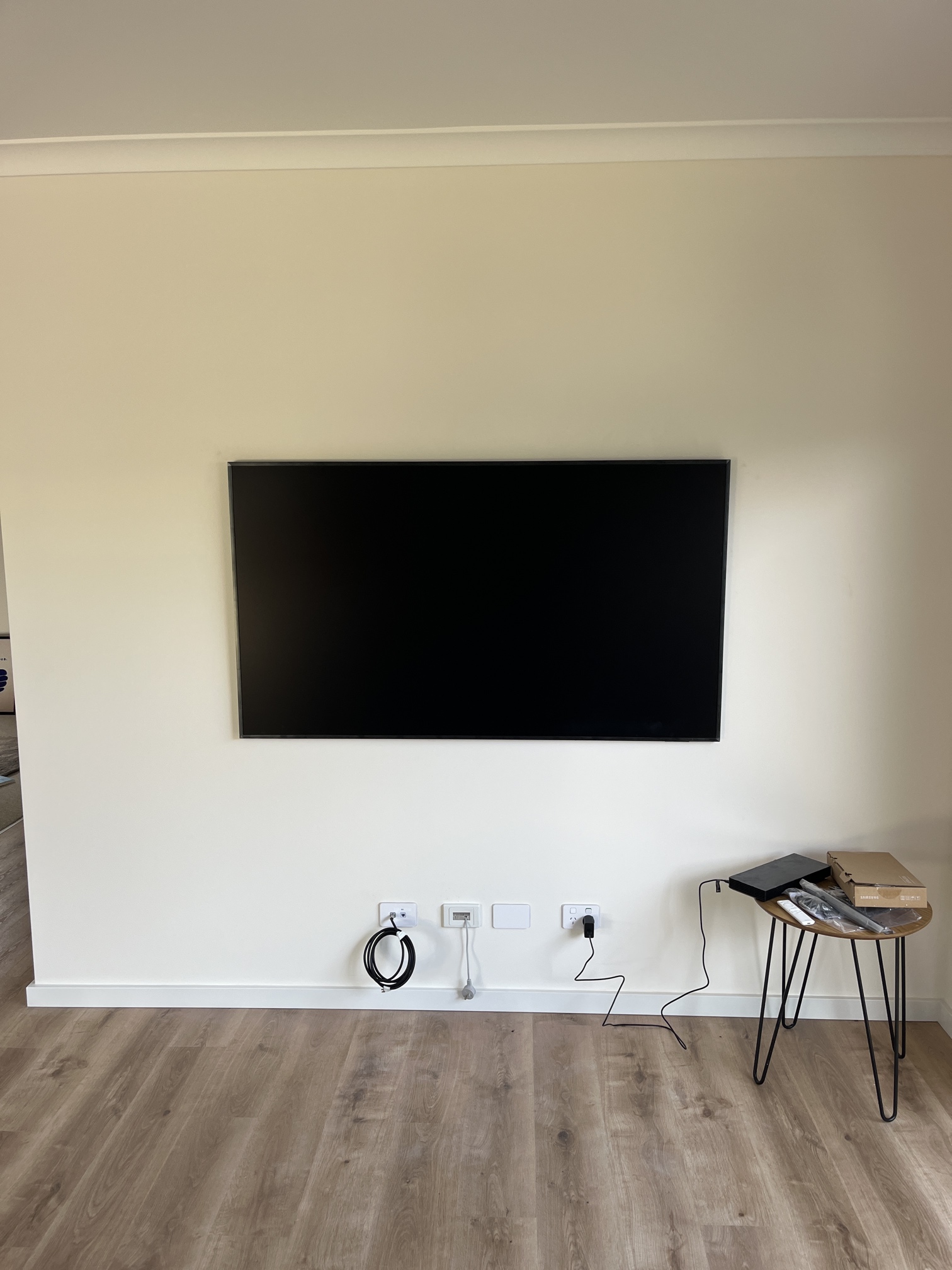 tv mount on gyprock wall